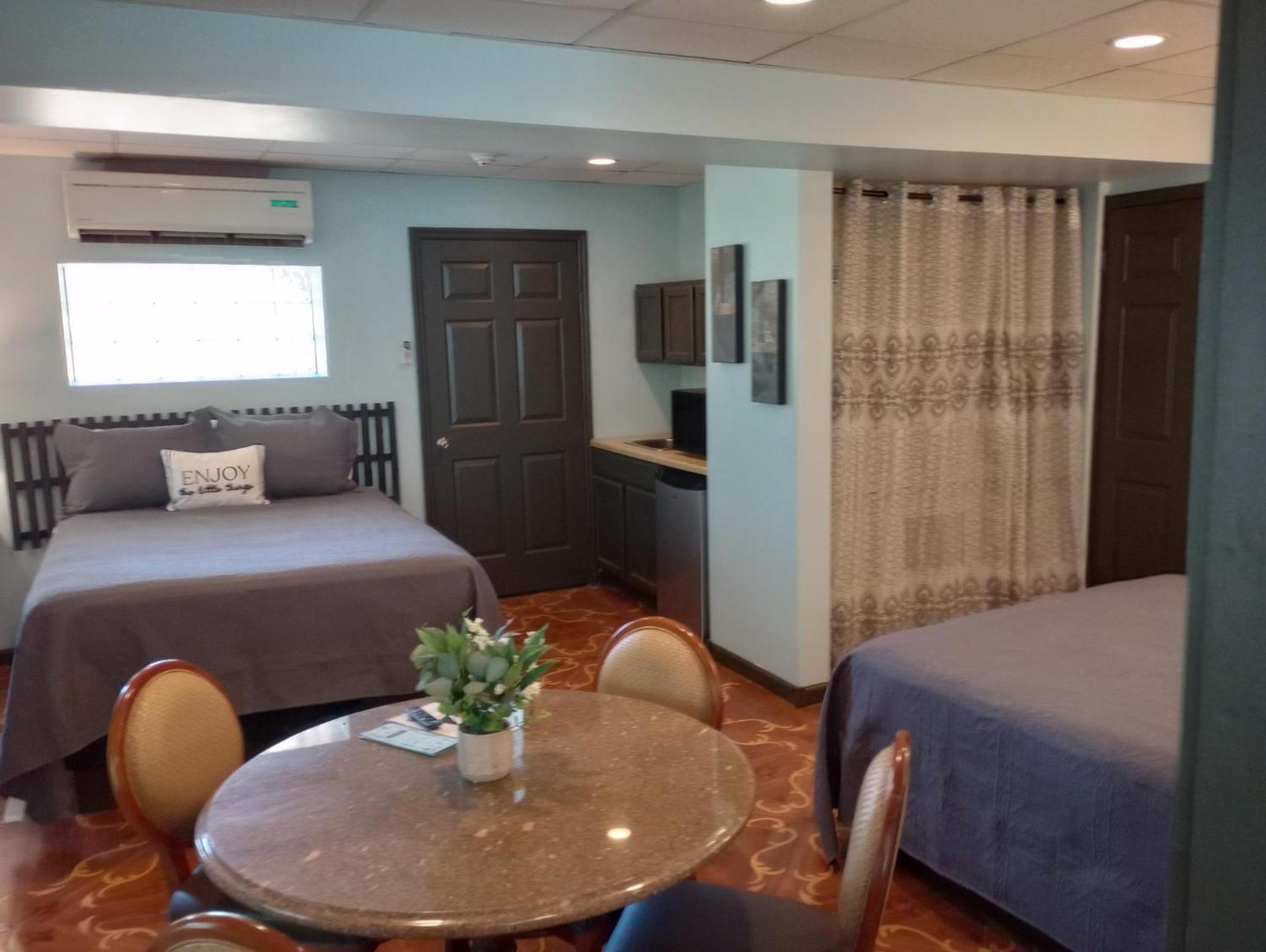 Elk River Hotel & Cafe Sutton Екстер'єр фото