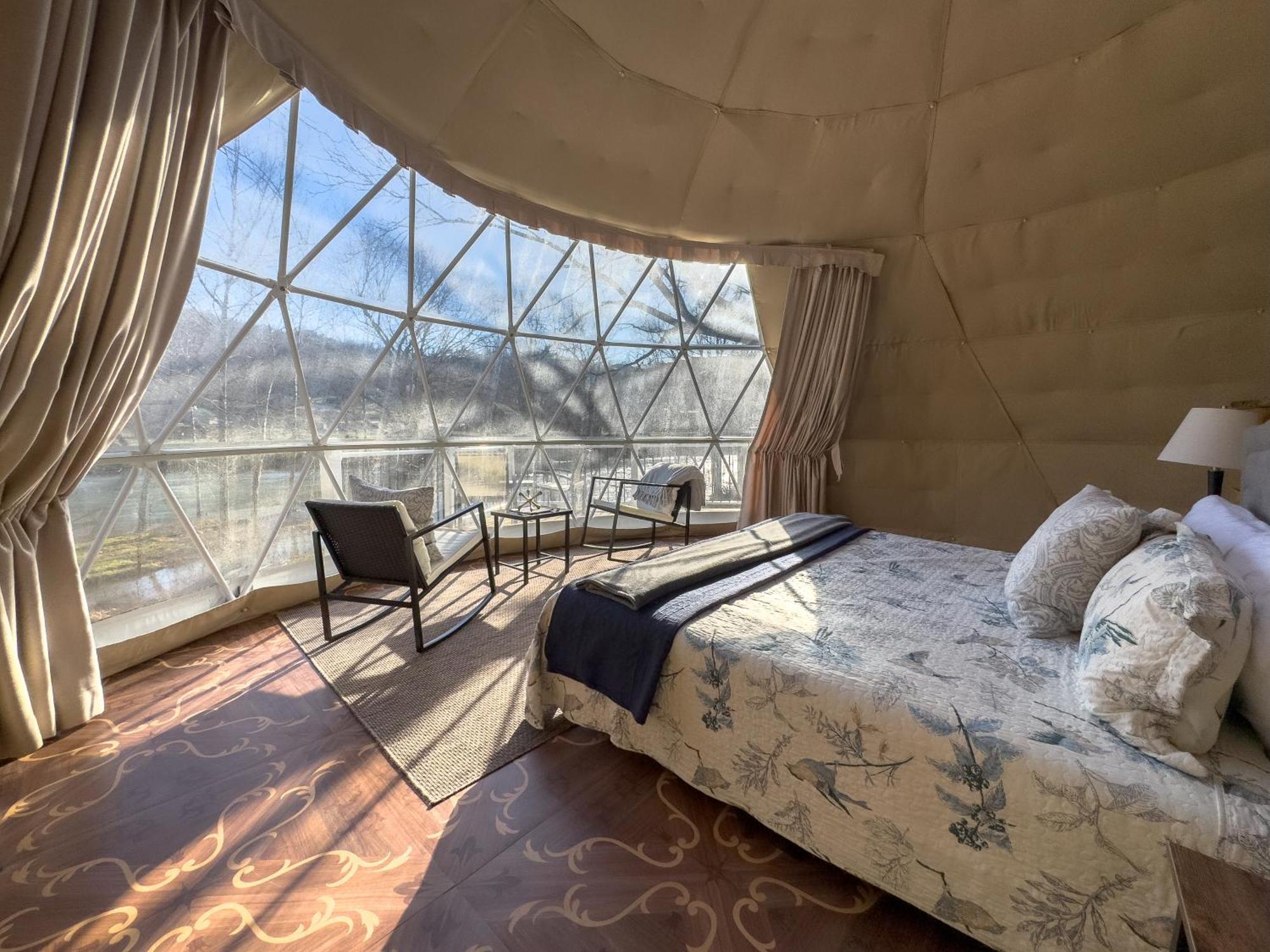 Elk River Hotel & Cafe Sutton Екстер'єр фото